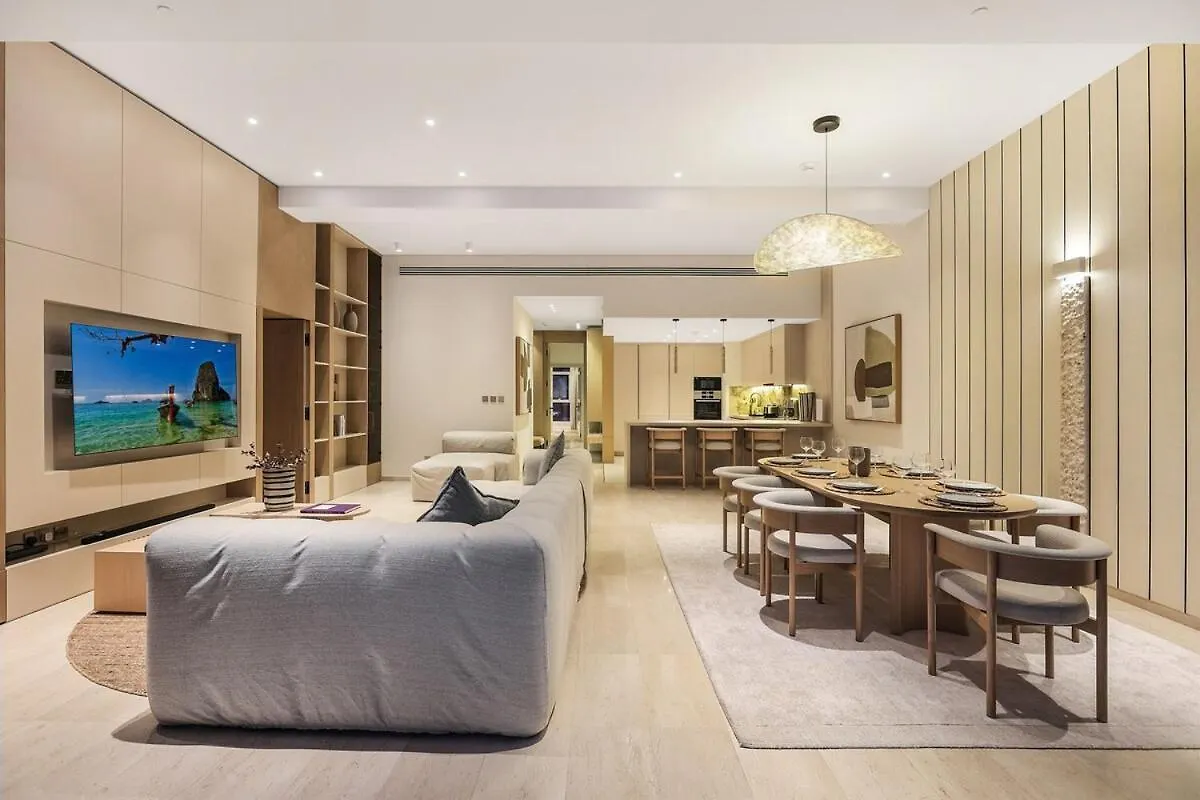 Family Beach Home 3Br On Palm Jumeirah With Pool Dubai United Arab Emirates