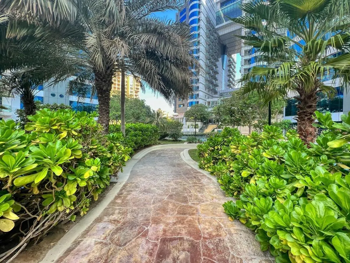 Family Beach Home 3Br On Palm Jumeirah With Pool Dubai United Arab Emirates